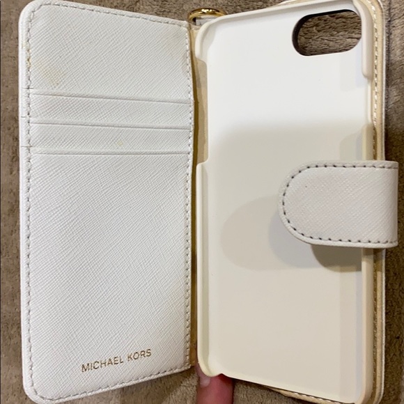 Michael Kors IPhone 6/7 Case - Picture 3 of 3